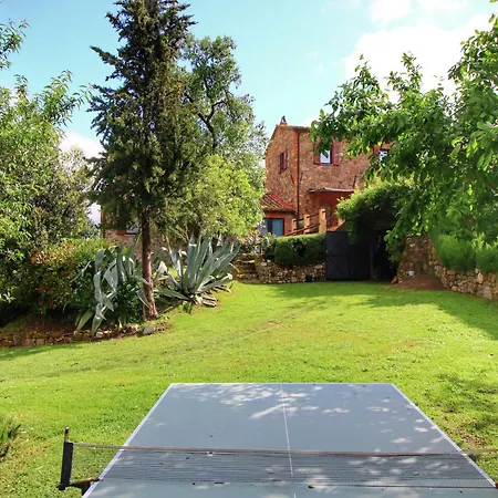 Scenic Tuscan * San Quirico dʼOrcia